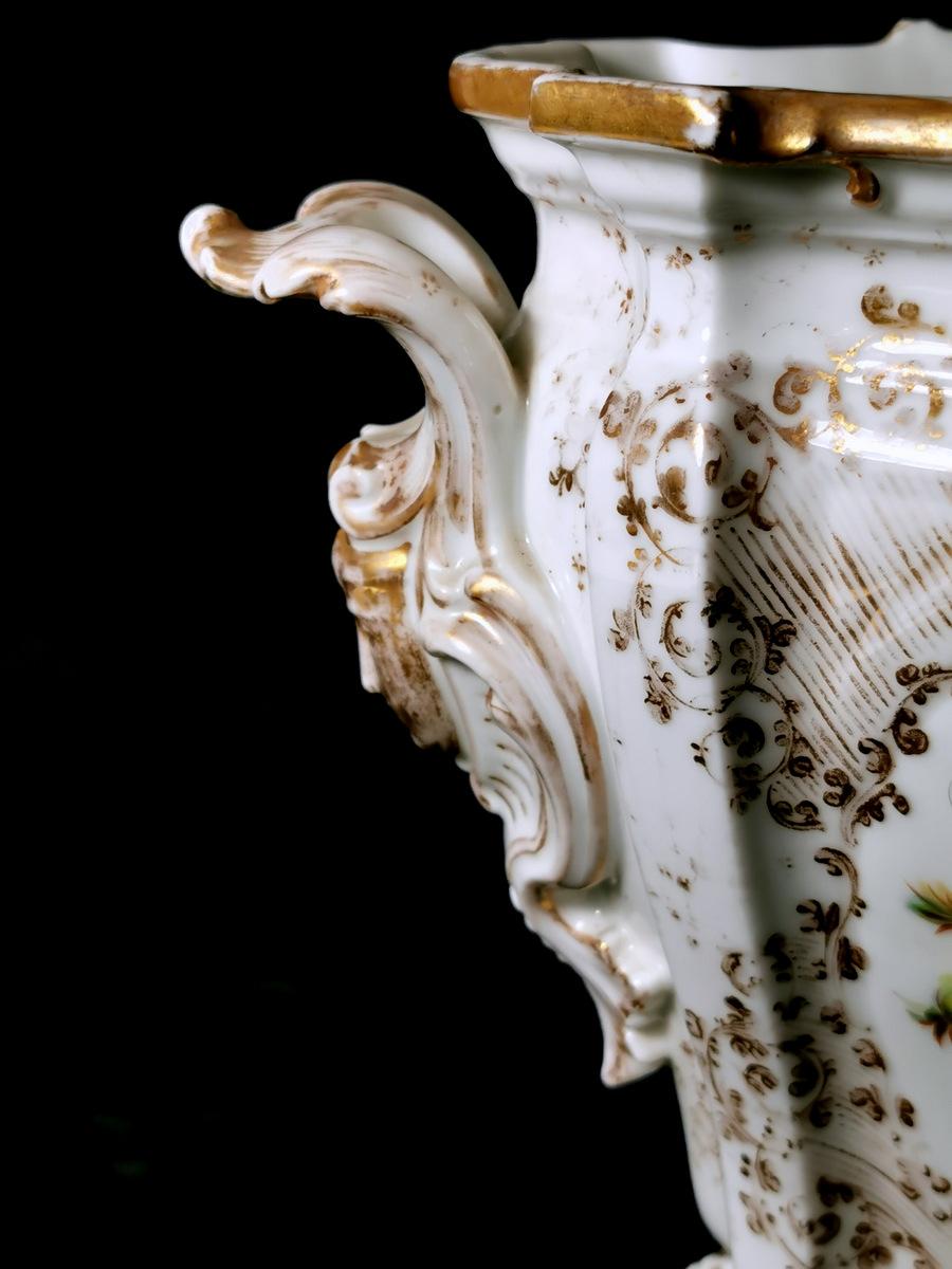 Cachepot Porcelain De Paris Hand decorated Napoleon III 1
