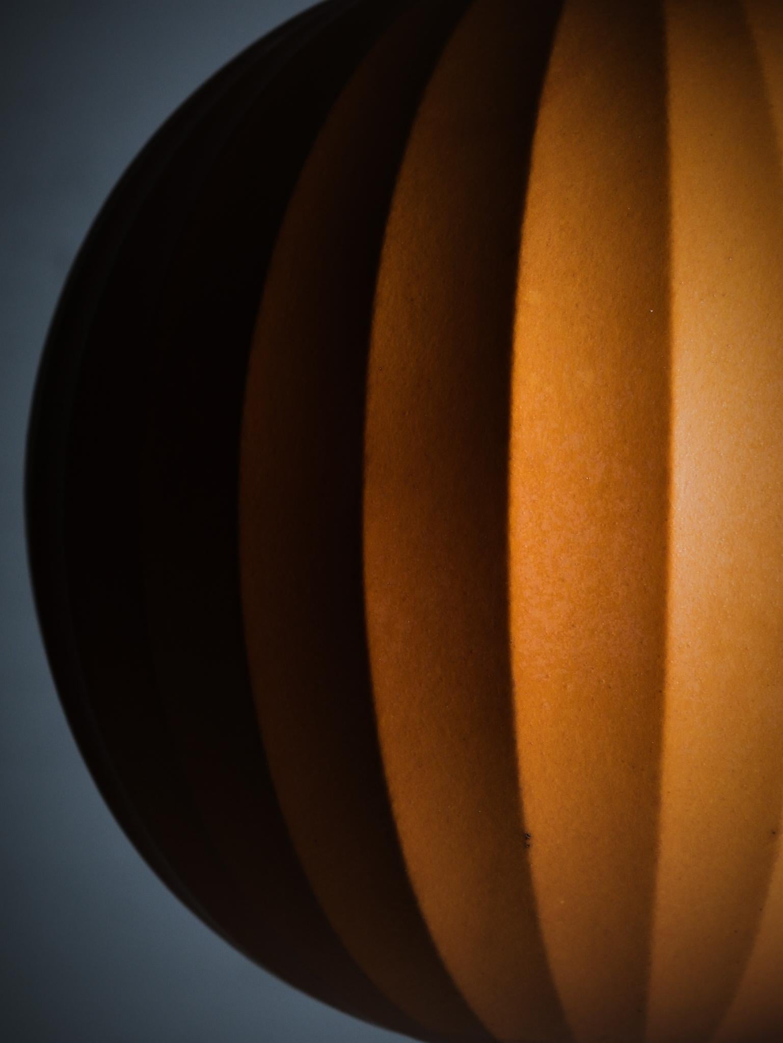 Ottone Lampada da soffitto Cacoon di Hans Bergström per Ateljé Lyktan, Svezia, anni '60 in vendita