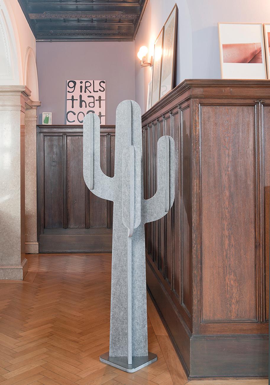 21st century European cactus 4-armed sound absorbing figurative sculpture by Marie Aigner.

This sound absorbing sculpture has also an acoustical effectiveness and hereby melts 2 functions with design. The elemental parts are cutout of highly