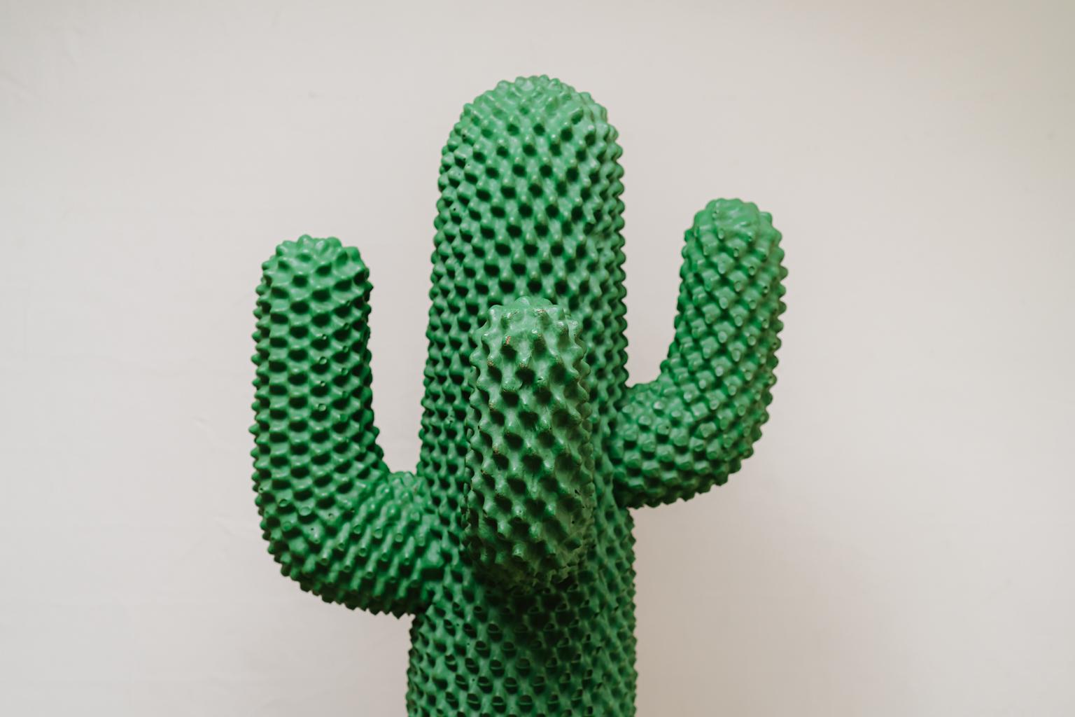 Cactus sculptural coat rack in polyurethane foam. Originally designed by Guido Drocco and Franco Mello,
produced by Gufram, Italy, 1972. This one was bought in the 1970s by a Belgian family and has been in their house until now. A very early
