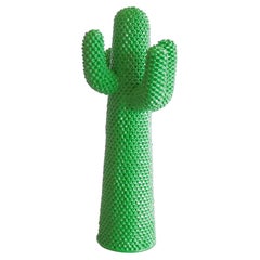 Appendiabiti Cactus, disegnato da Guido Drocco e Franco Mello. Italia, 2018.