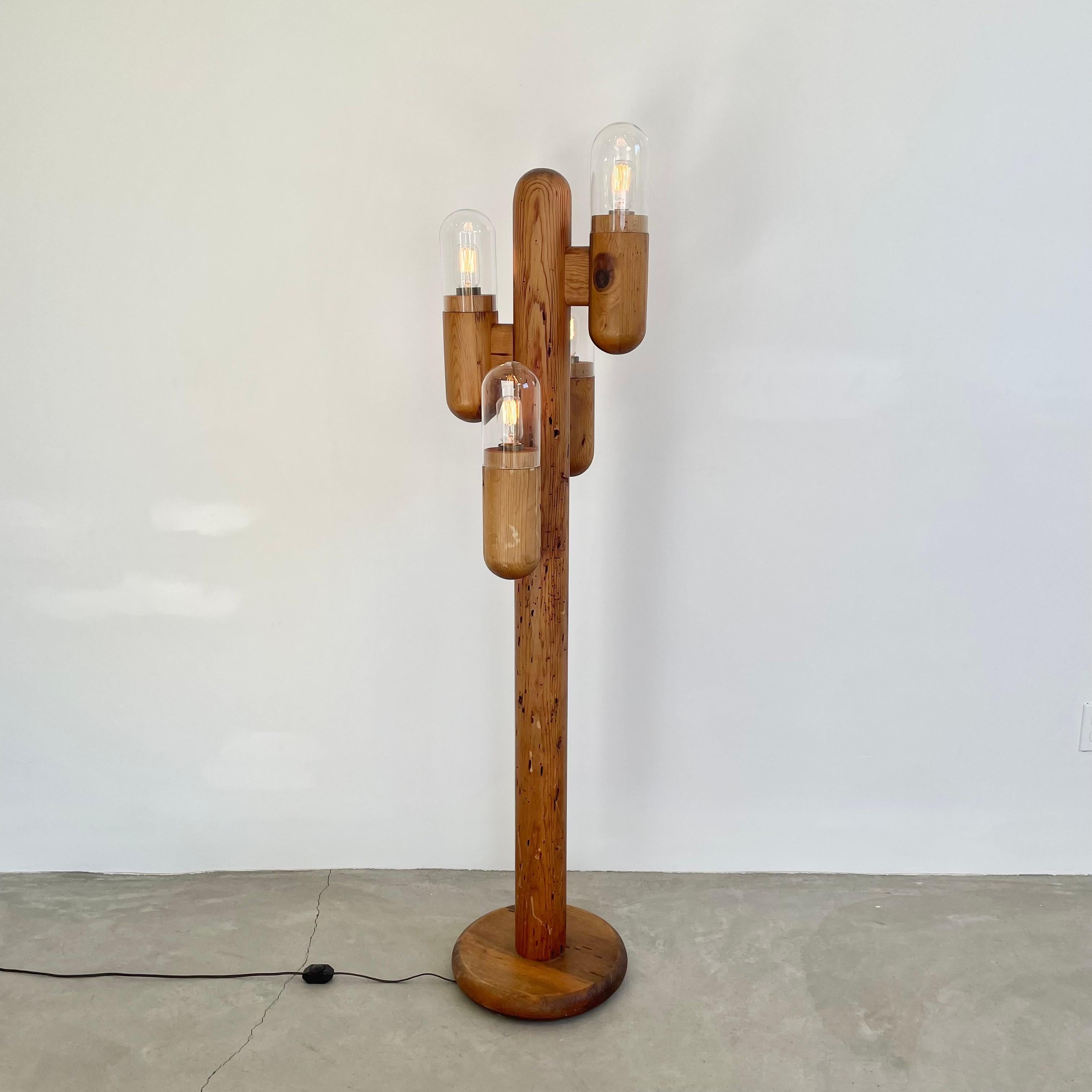 Cactus Floor Lamp, 1970s USA In Good Condition For Sale In Los Angeles, CA