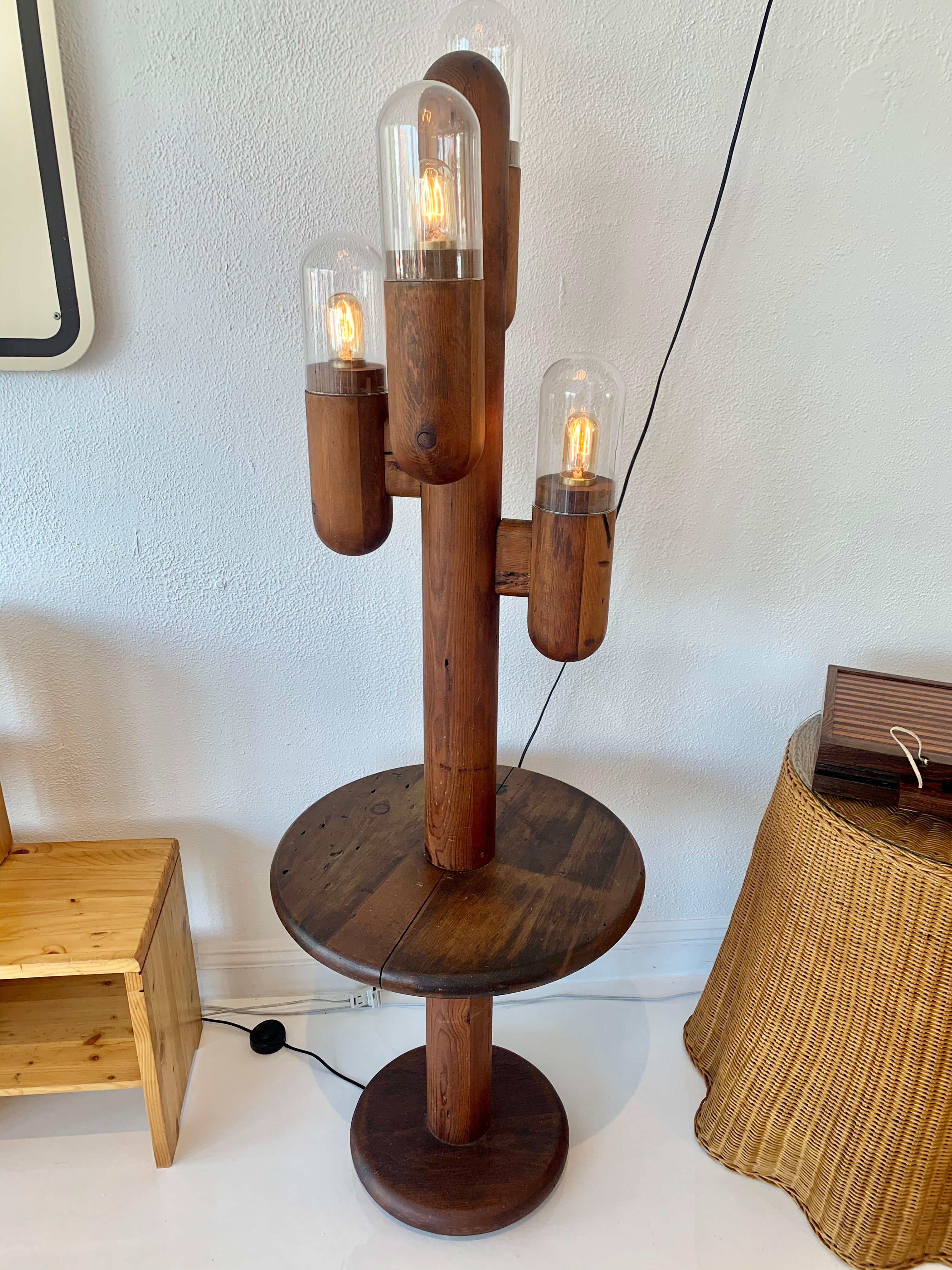 Cactus Floor Lamp with Table In Good Condition In Los Angeles, CA