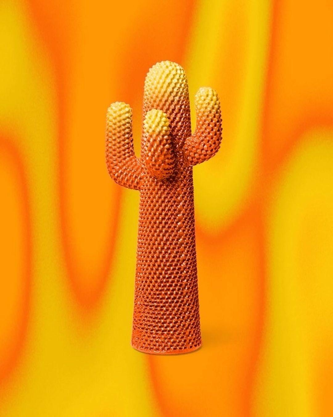 Polistirene Scultura di cactus a infrarossi di Gufram in vendita
