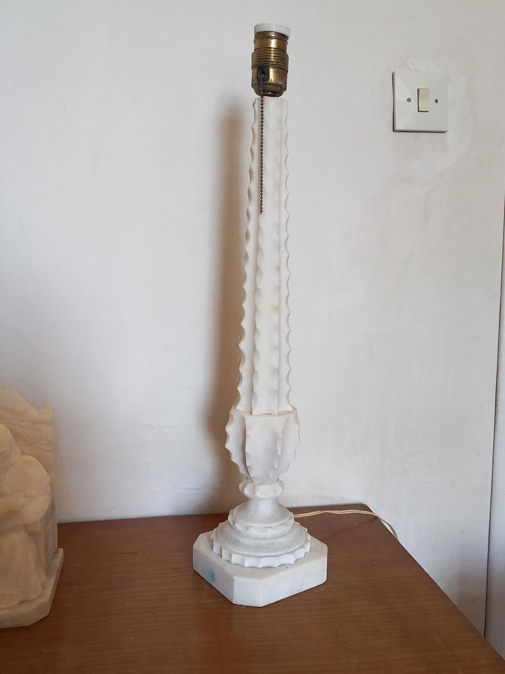 Table Lamp Art Deco Alabaster Large   White  Organic Shape, Sculpture For Sale 3