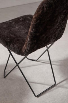 Chaise de salle à manger Cactus en peau de mouton par Cuero Design