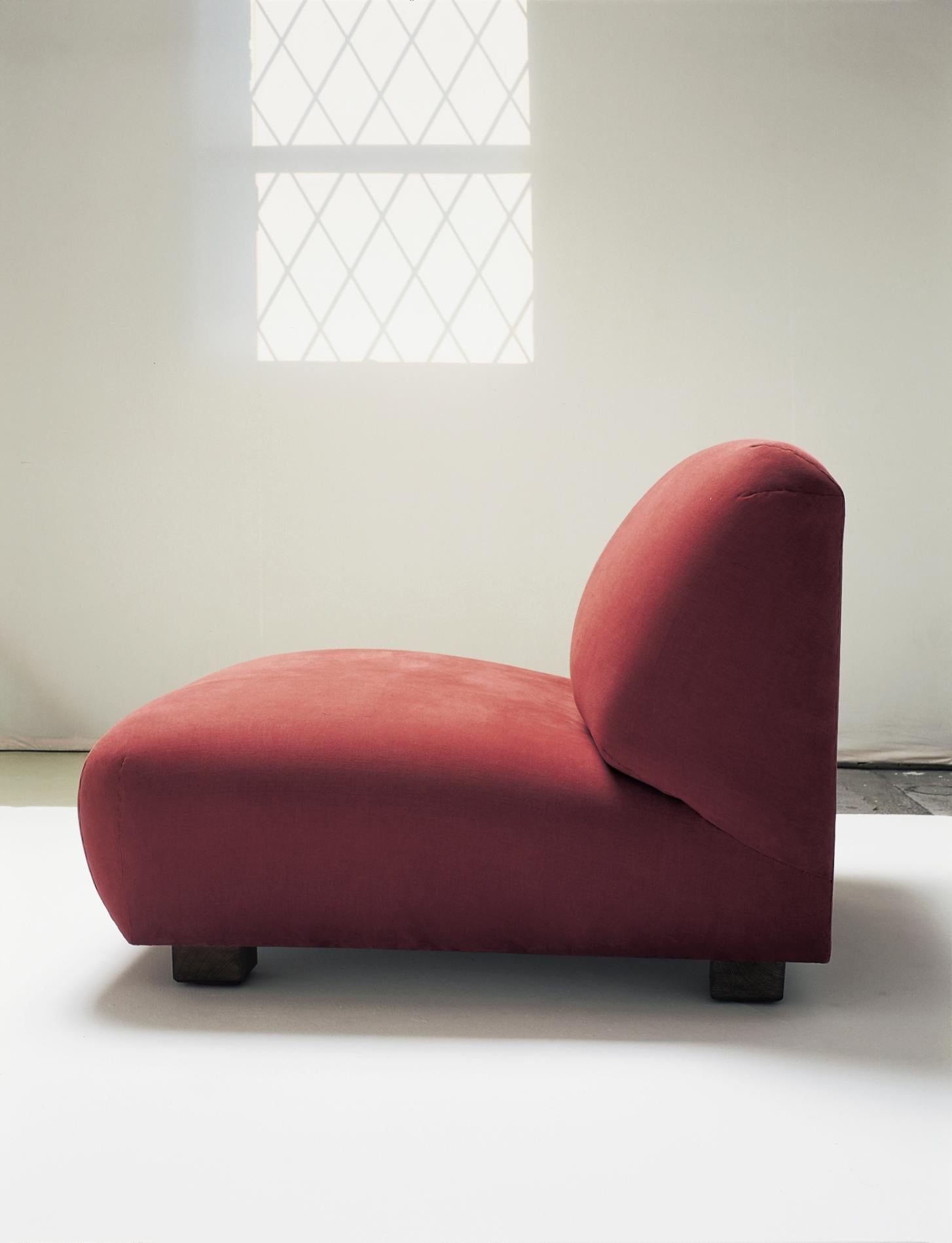 Cadaqué lounge chair by Federico Correa, Alfonso Milá
Dimensions: D 100 x W 100 x H 75 cm
Materials: beech wood, fabric.
Available in other fabrics.

The Cadaqués ensemble sums up an entire philosophy of good living in the form of a sofa,