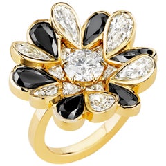 CADAR Unconditional Love Ring, 18K Yellow Gold and Black & White Diamonds