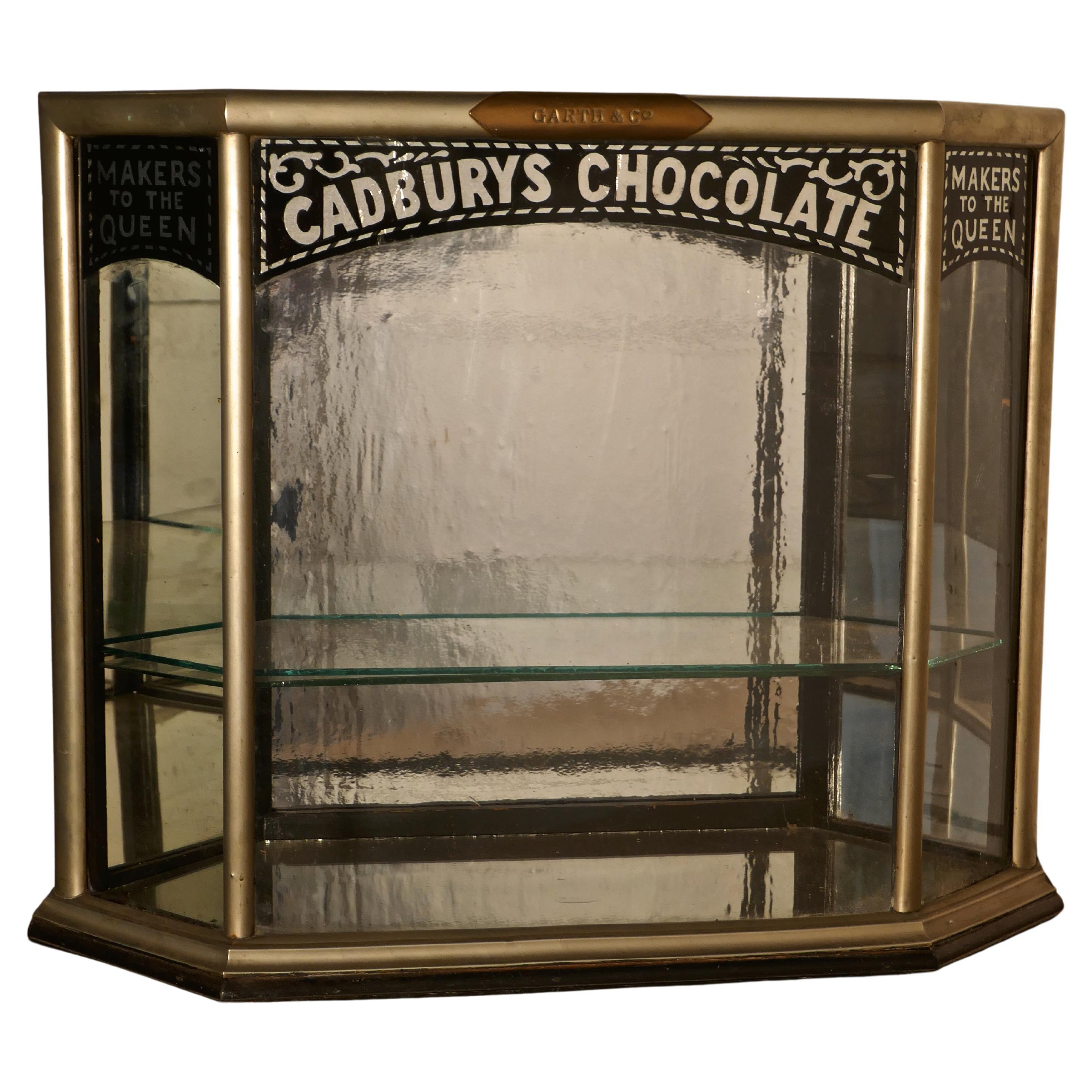 Cadbury's Art Deco Display Cabinet, Art Deco Crome  Ce petit mais charmant 