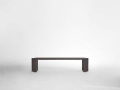 Banco Cadence 155 en roble europeo marrón oscuro by Mokko Amsterdam