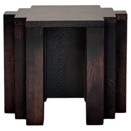 Tabouret Cadence 55 en chêne européen brun foncé par Mokko Amsterdam en vente