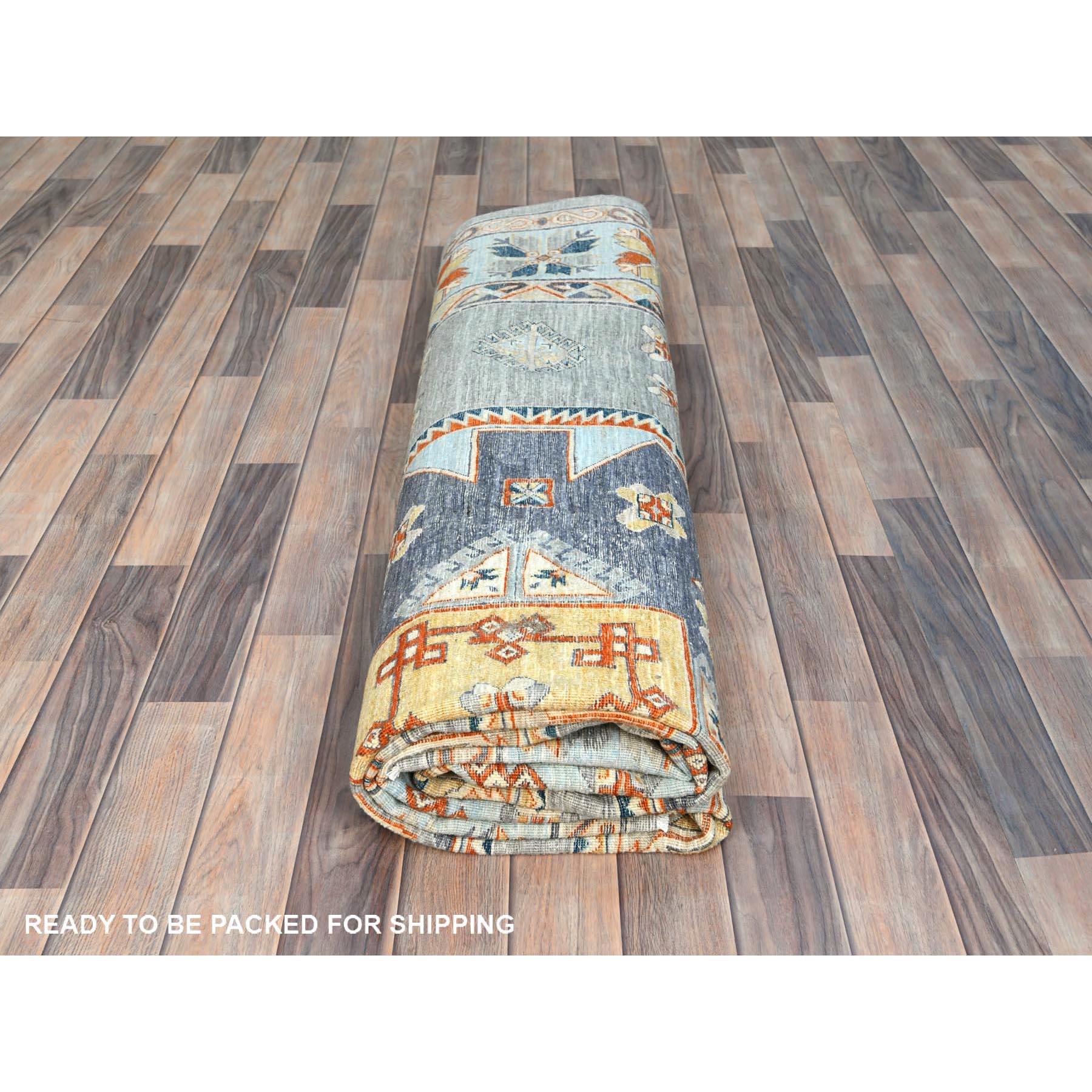 Tappeto Cadet Gray di ispirazione armena con design caucasico in lana annodato a mano 8'3