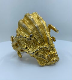 Pulsera brazalete de concha de almeja con almeja de coral de diseño muy vistoso y gran tamaño de Cadoro