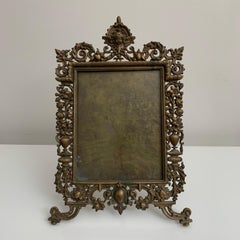Cadre photo ancien en bronze a décor de cherubin XIXe