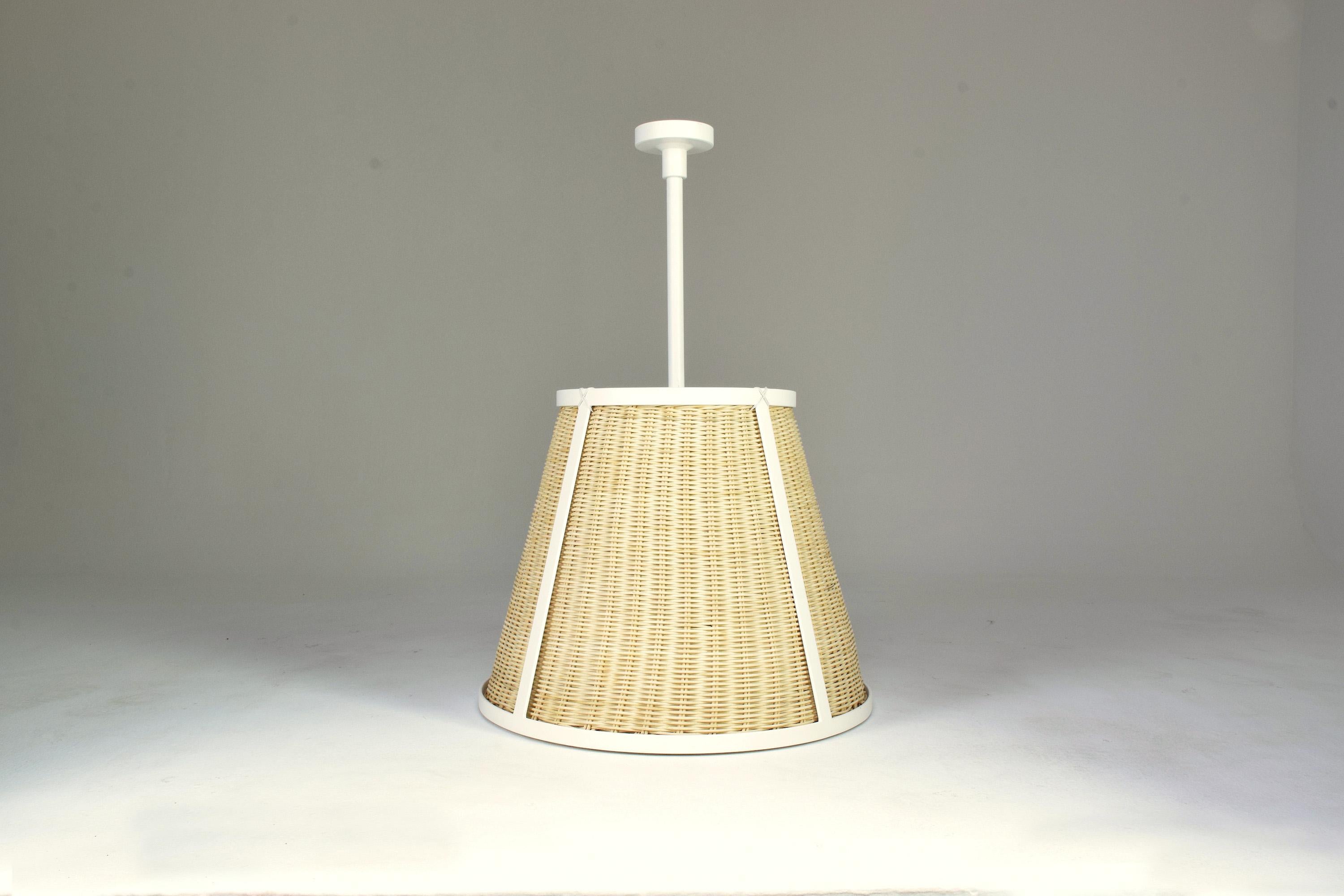 Moderne Lampe à suspension monumentale Caeli-W en acier et rotin, collection Flow en vente