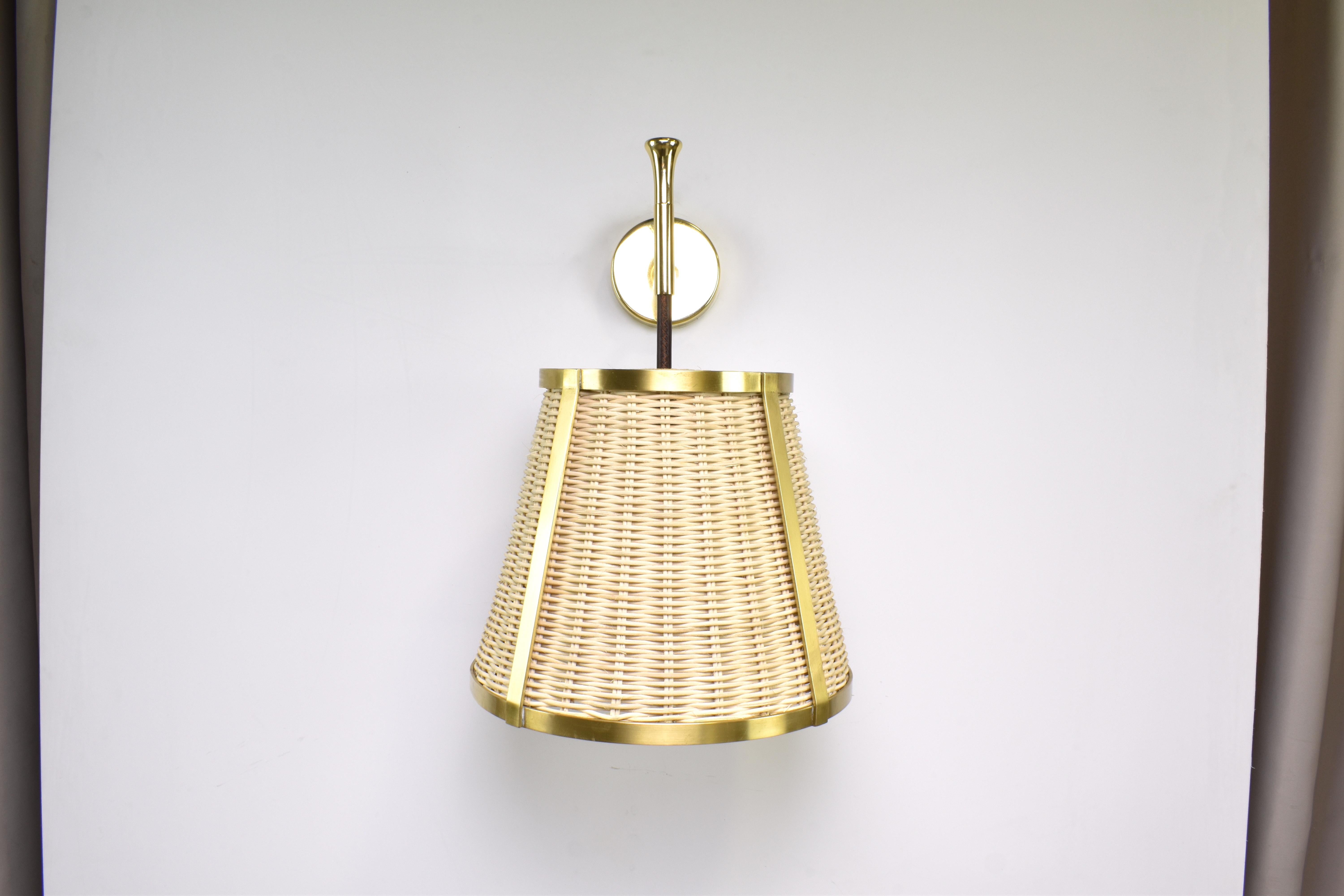Modern Caeli-W4 Brass and Rattan Sconce, Jas For Sale