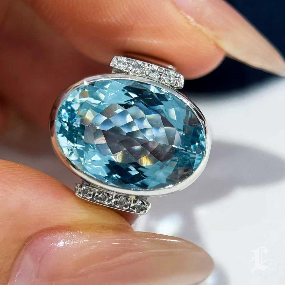 【Caelmare】7.83ct Aquamarin & Diamant Schwerer Platin Ring Damen im Angebot