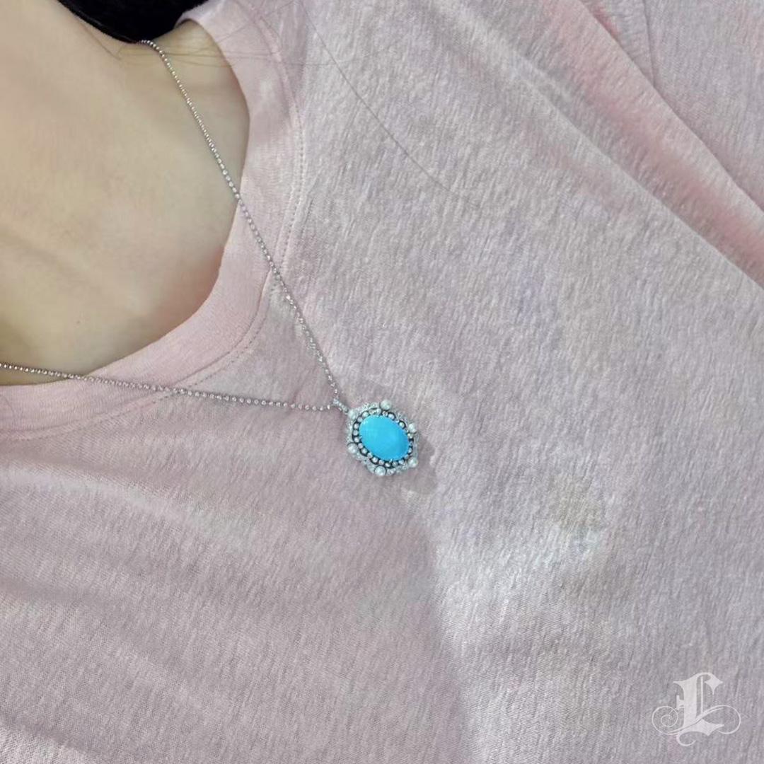 Women's 【Caelmare】Azure Bloom Turquoise and Akoya Pearl Diamond Earrings and Pendant Set For Sale