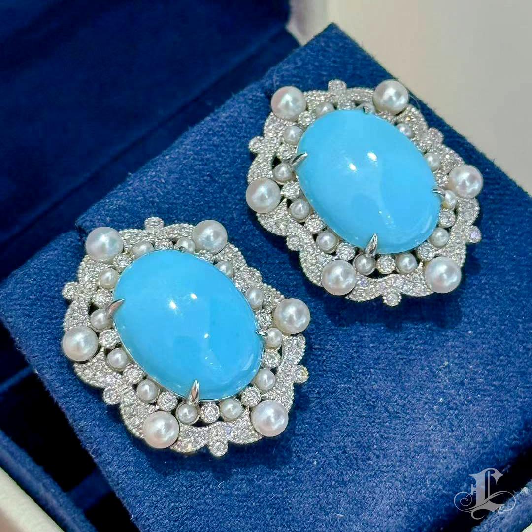 【Caelmare】Azure Bloom Turquoise and Akoya Pearl Diamond Earrings and Pendant Set For Sale 2