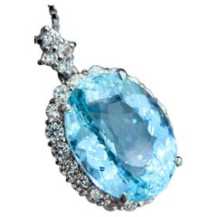 【Caelmare】Celestial Halo 12.93ct Natural Aquamarine & Diamond Pendant Necklace