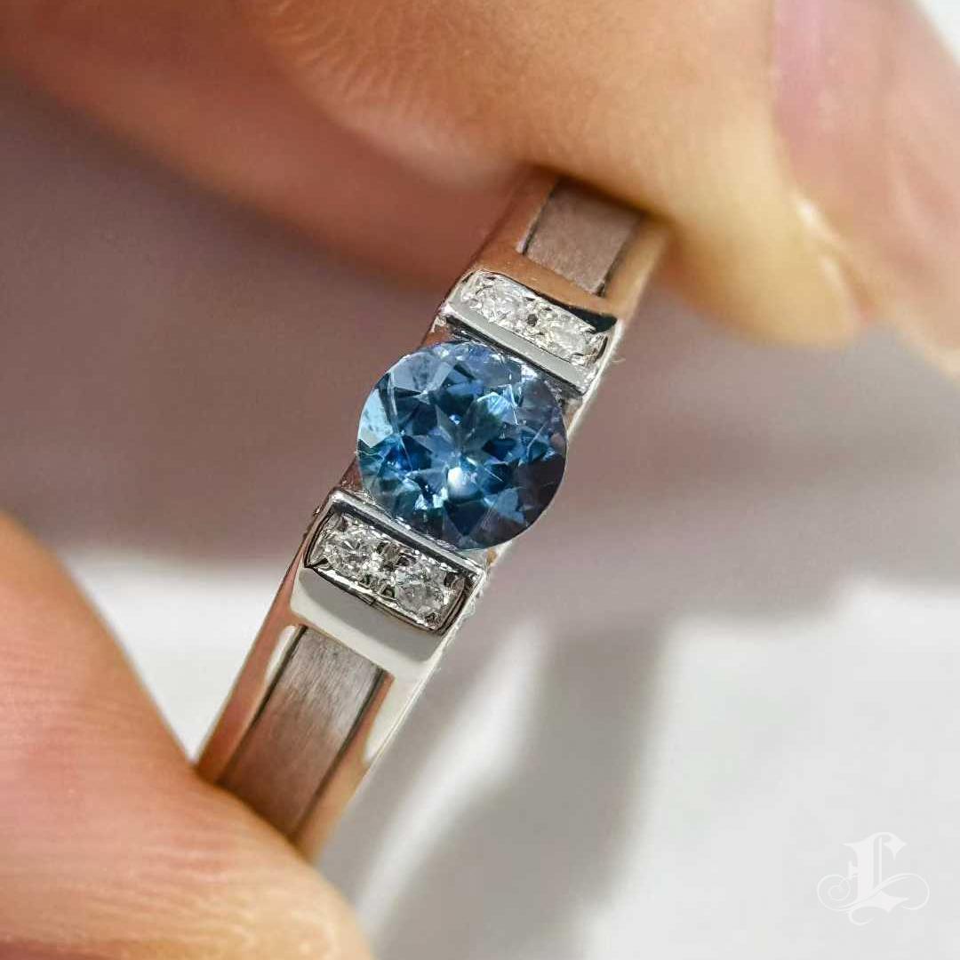 【Caelmare】0.47ct Aquamarin & Diamant Platin Ring im Angebot 2