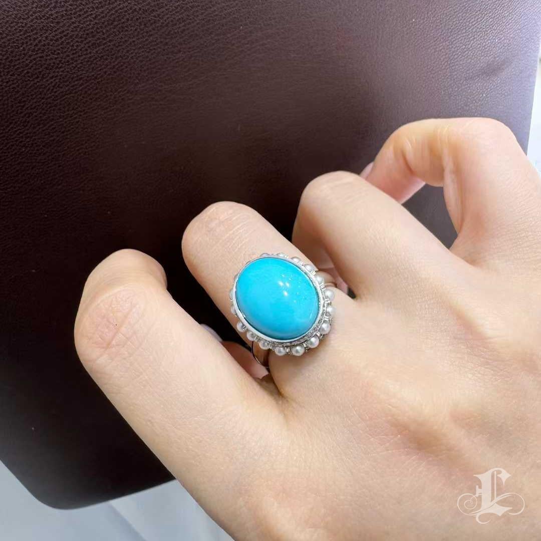Uncut 【Caelmare】Natural Turquoise Mini Pearl Diamond Halo Ring For Sale