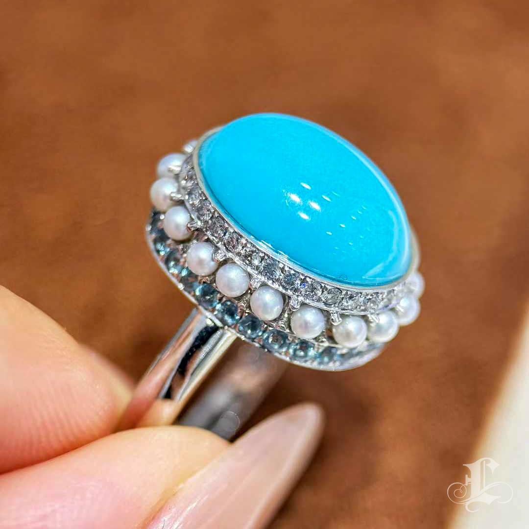 【Caelmare】Natural Turquoise Mini Pearl Diamond Halo Ring For Sale 1