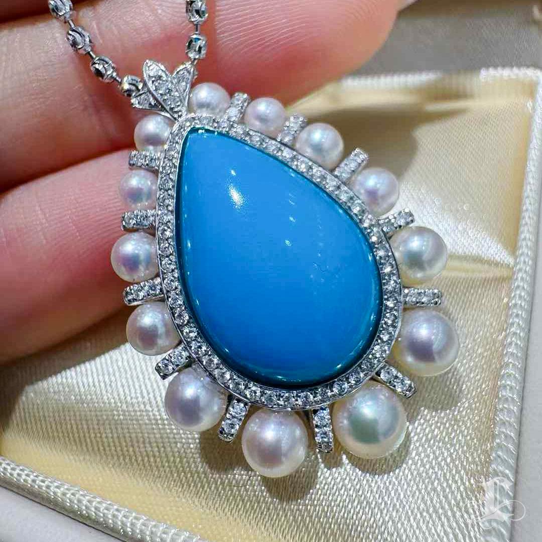 【Caelmare】Ocean Halo Convertible Turquoise & Akoya Pearl Pendant Ring In New Condition For Sale In New York, NY