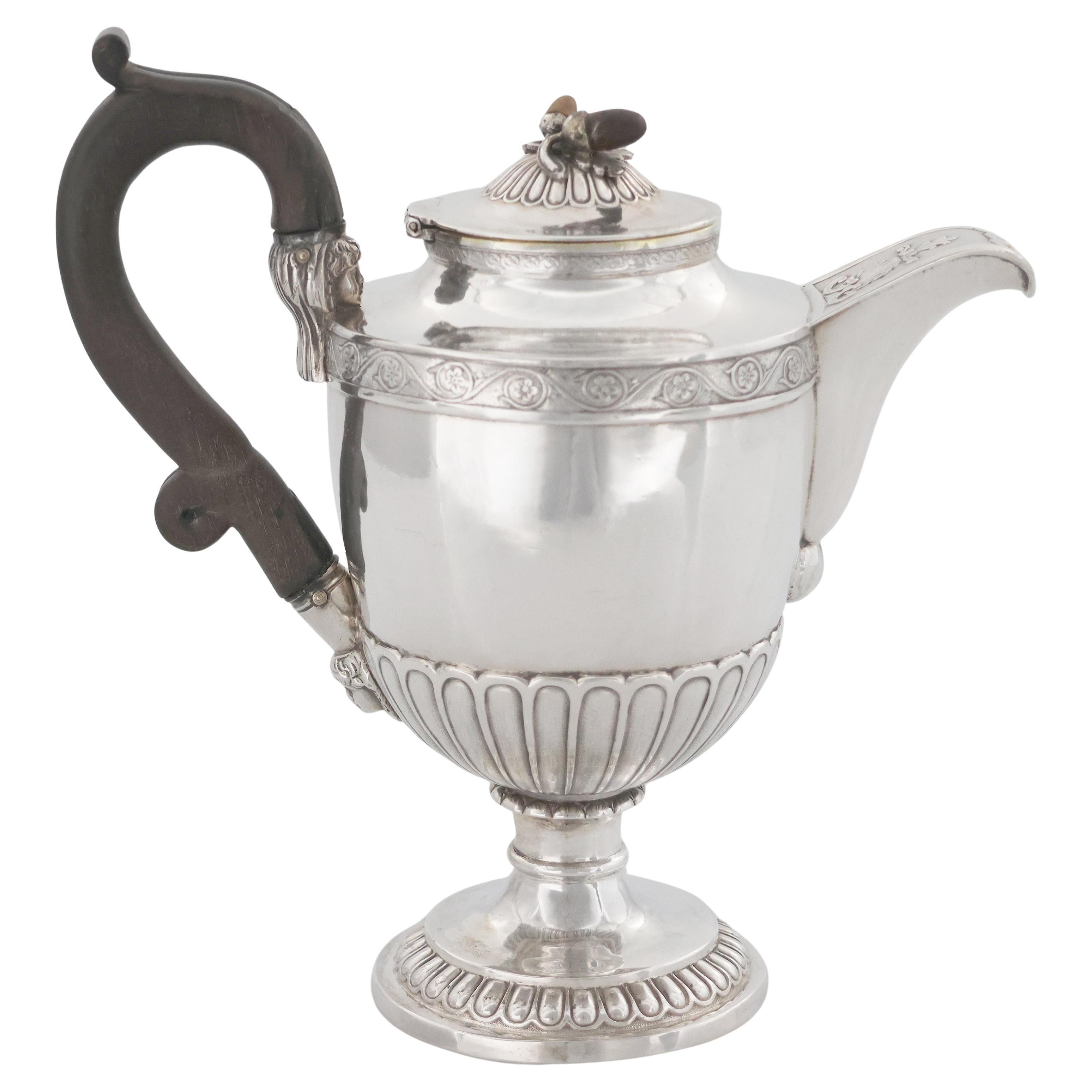 Cafetera de plata de ley Jorge IV, Paul Storr, Londres, 1823