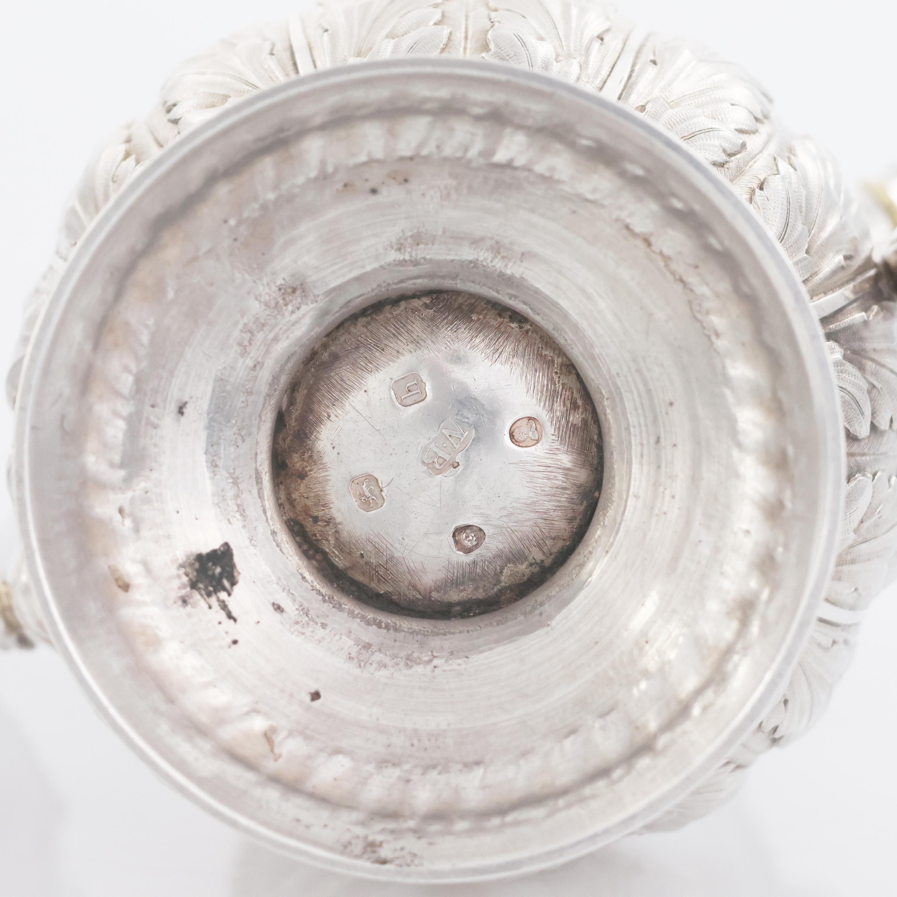 Cafetera de plata de ley Jorge IV, William Bateman I, Londres, 1823 principios del siglo XIX