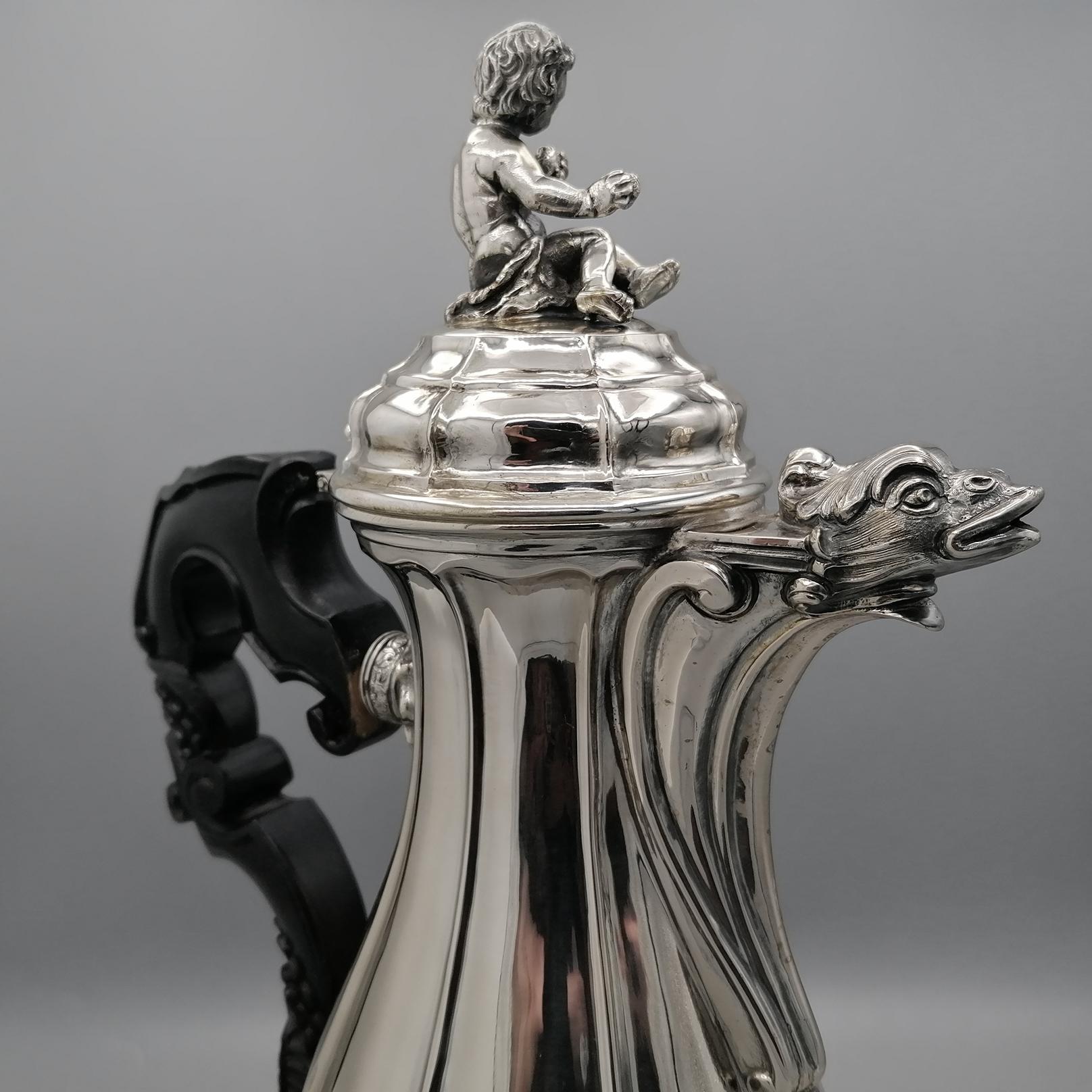 Cafetière italienne baroque en argent 800  en vente 2