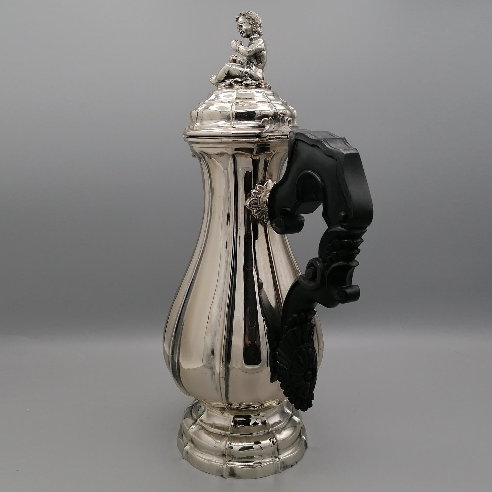 Baroque Italian baroque coffee pot in 800 silver  For Sale