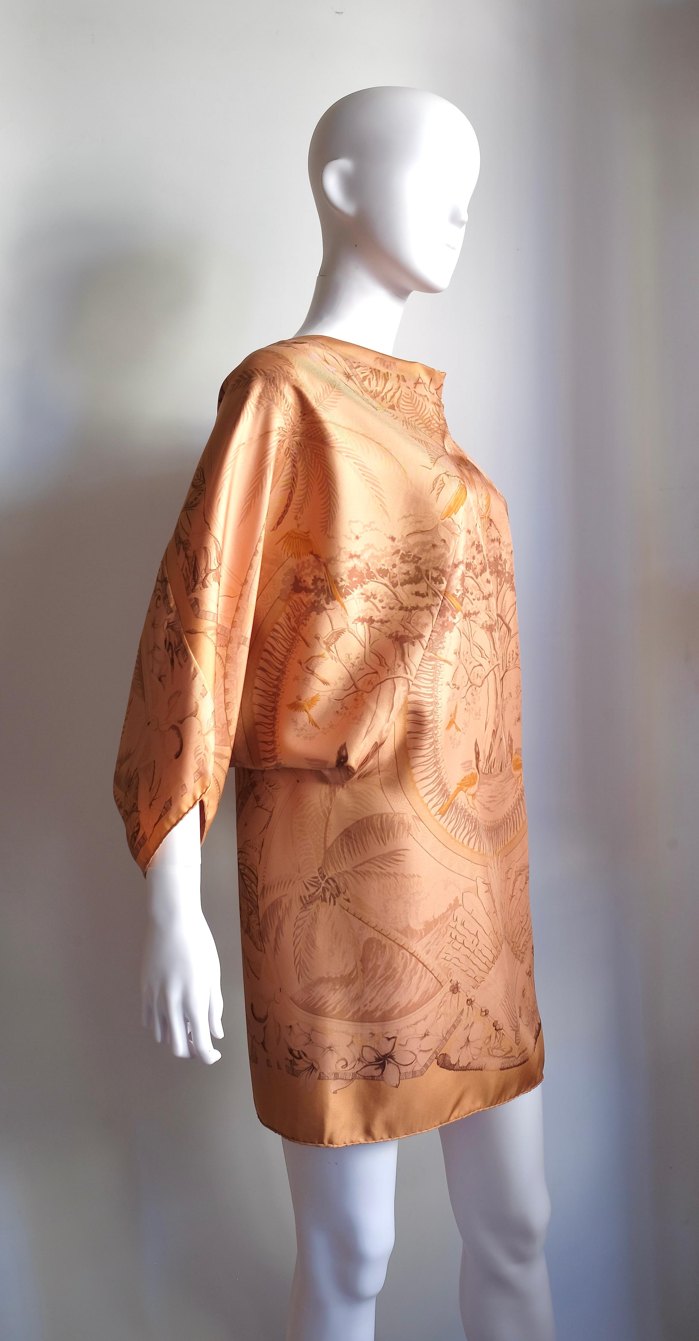 Caftano seta HERMÈS Brown en venta