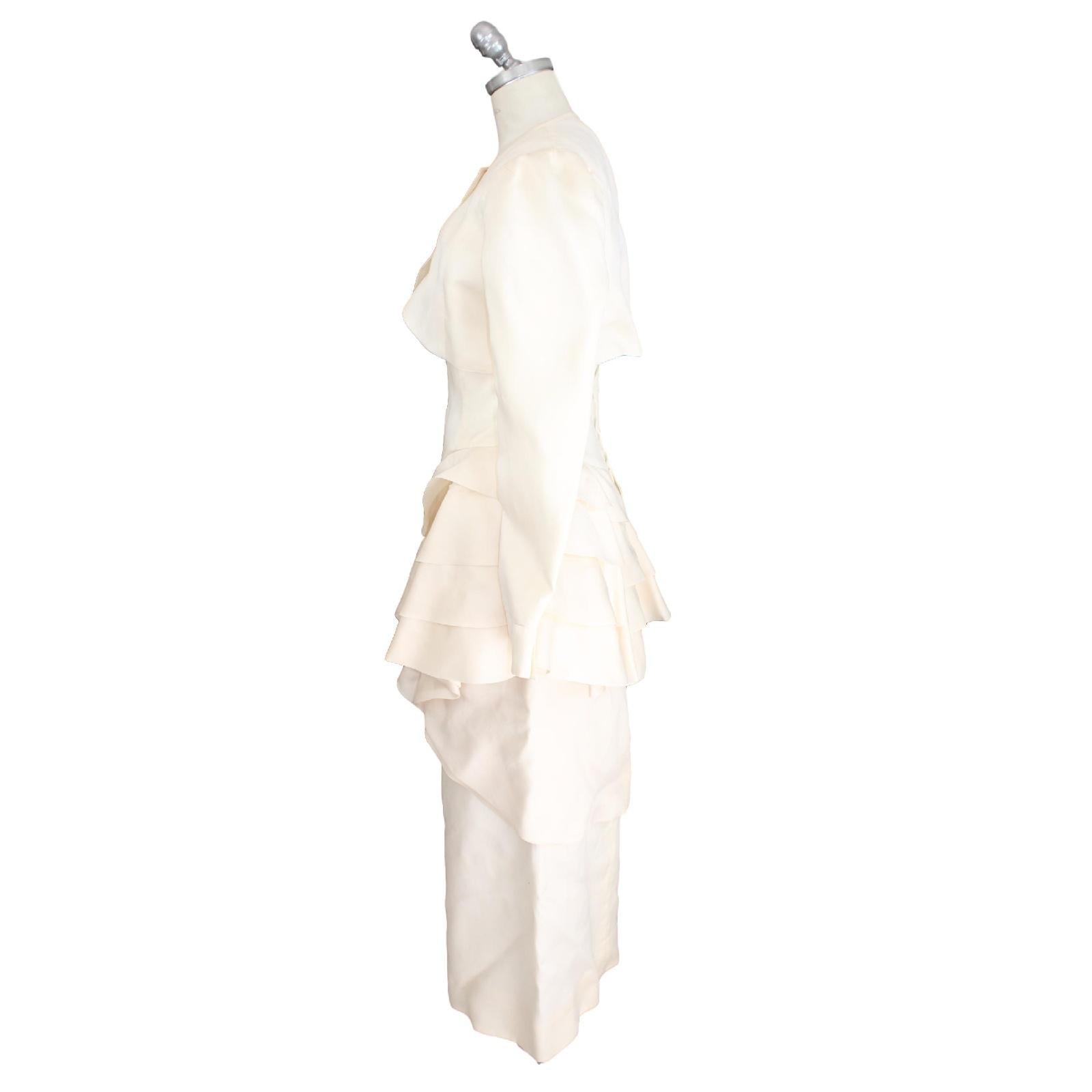 Cailan'd Beige Vintage Hochzeitskleid aus Seide in Beige 1980er im Zustand „Gut“ im Angebot in Brindisi, Bt