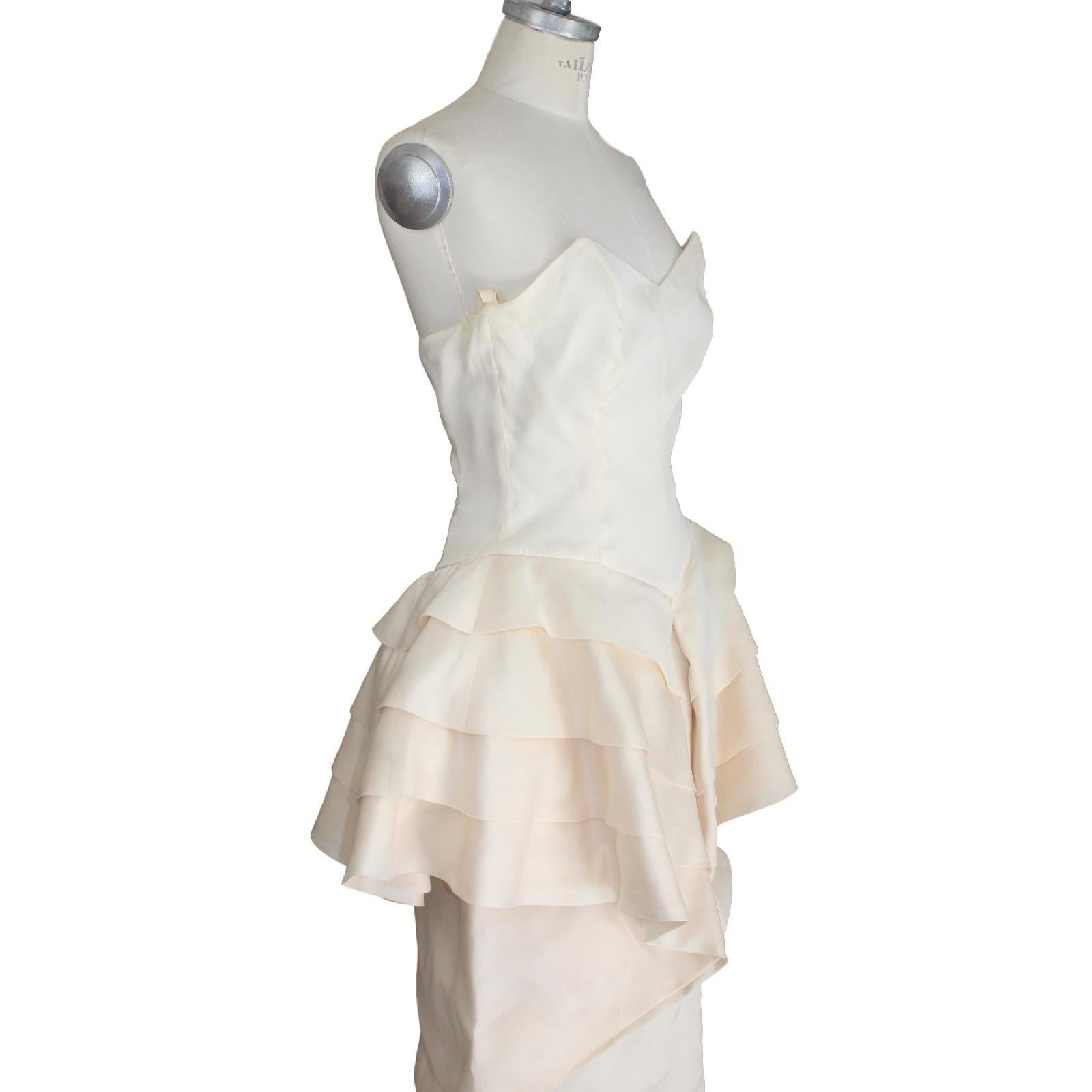 Cailan'd Beige Vintage Hochzeitskleid aus Seide in Beige 1980er im Angebot 3