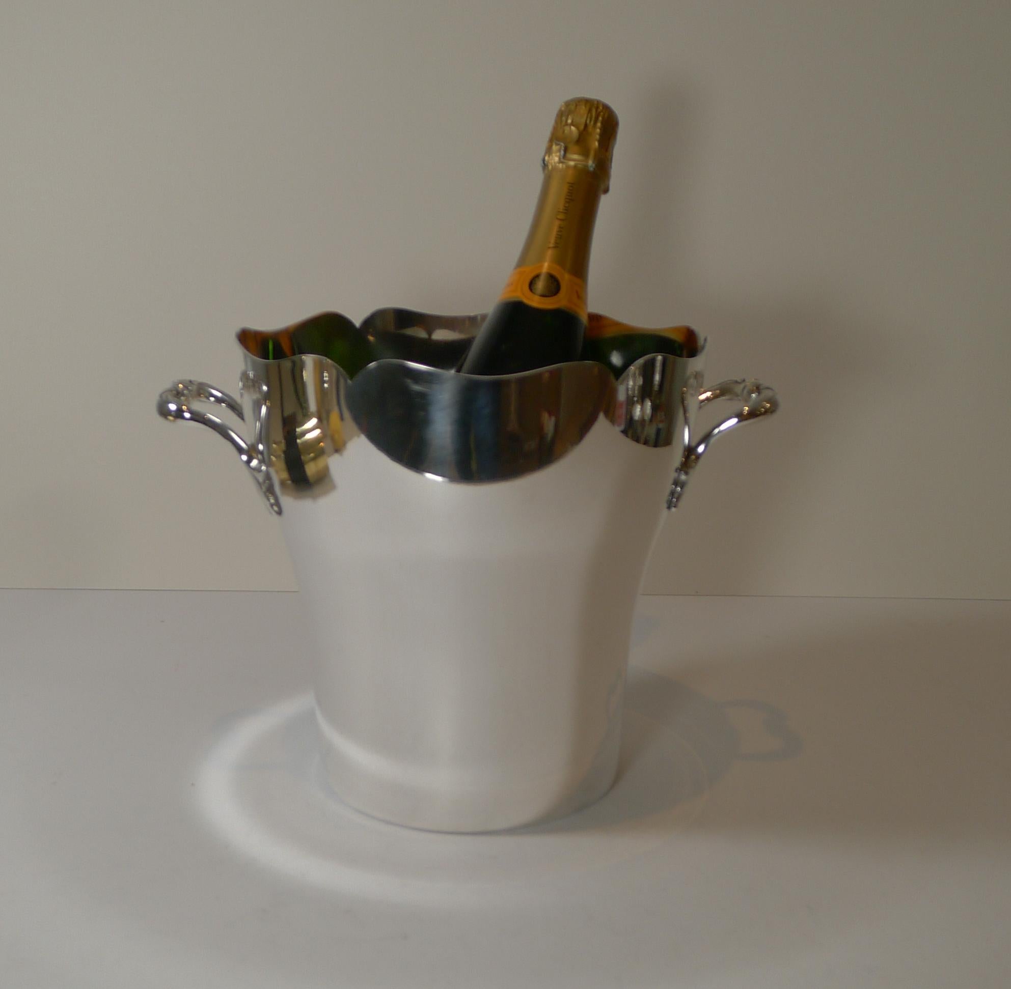 Cailar & Bayard, Paris, Elegant French Champagne Bucket / Wine Cooler c.1920 For Sale 5
