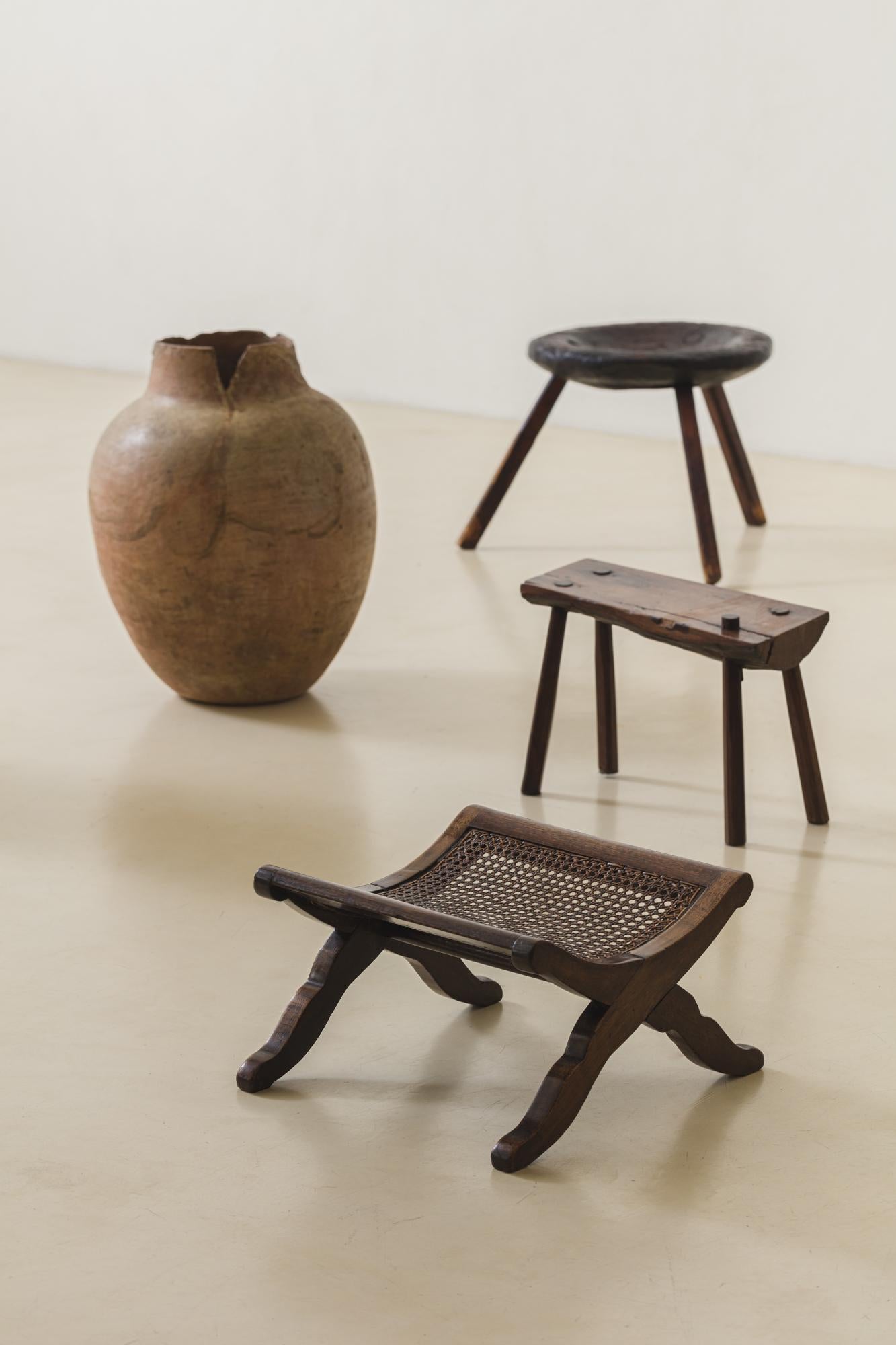 Caipira-Hocker, Brasilien, um 1900, Unbekannter Künstler im Angebot 2