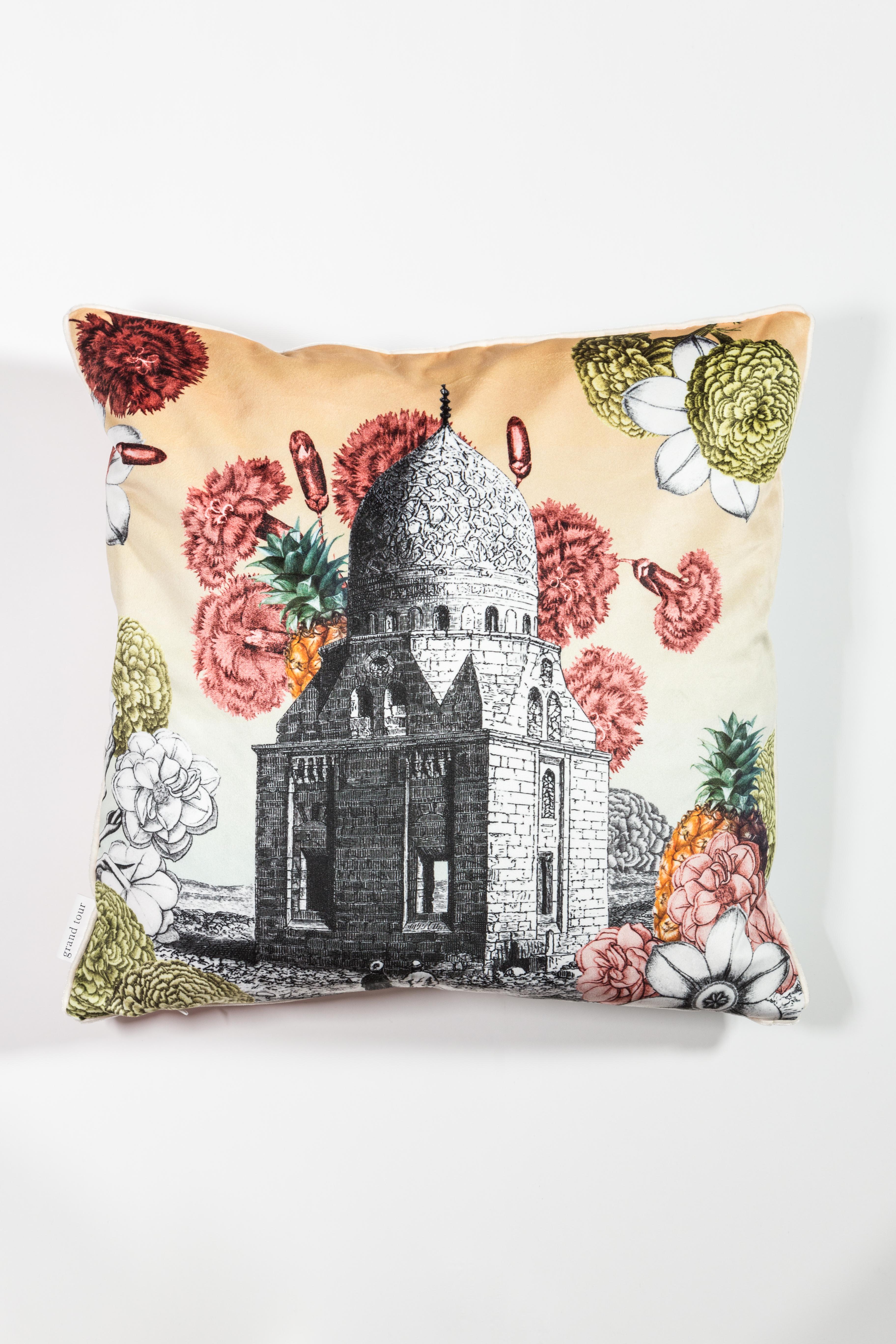 Cairo pillows is a set of cushions that evoke the middle east world with illustrations of architectures and ancient cities from different countries of the Fertile Crescent area. Around the black and white draw, colorful flowers embellish the design.