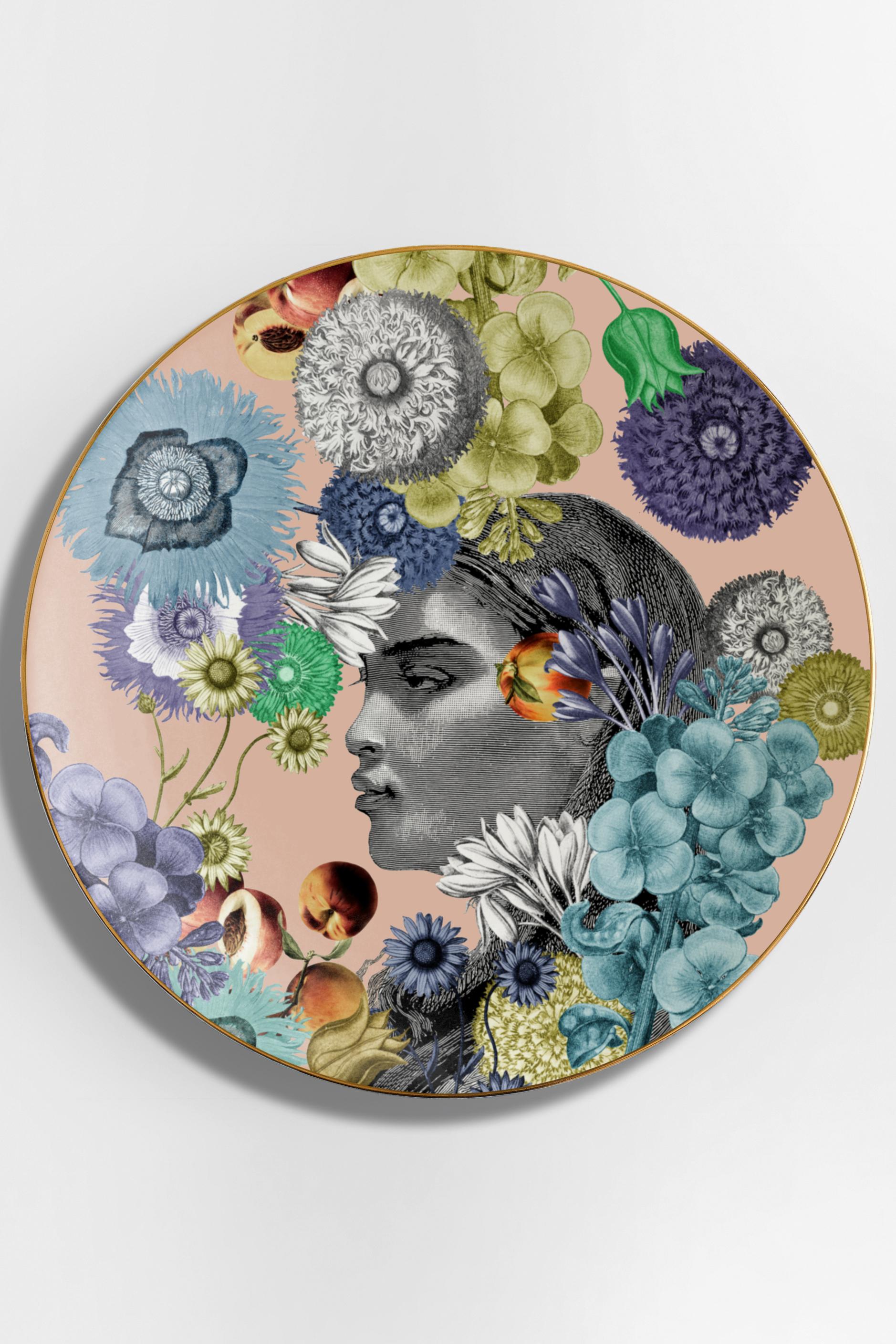 Cairo, Six Contemporary Porcelain Platters with Decorative Design In New Condition For Sale In Milano, Lombardia