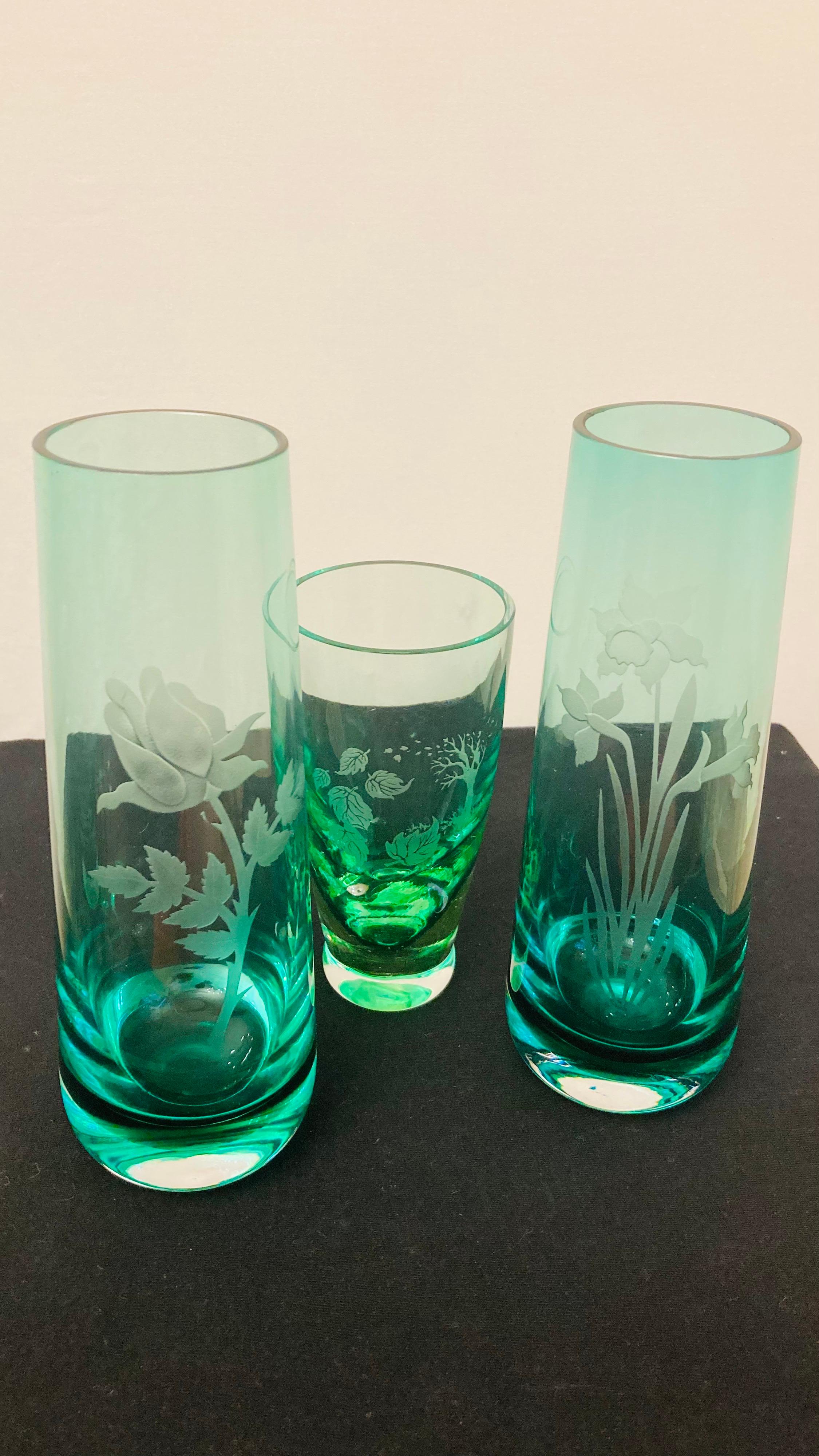 Vitange Caithness Glass Sommerso Engraved Bud Vases For Sale 6