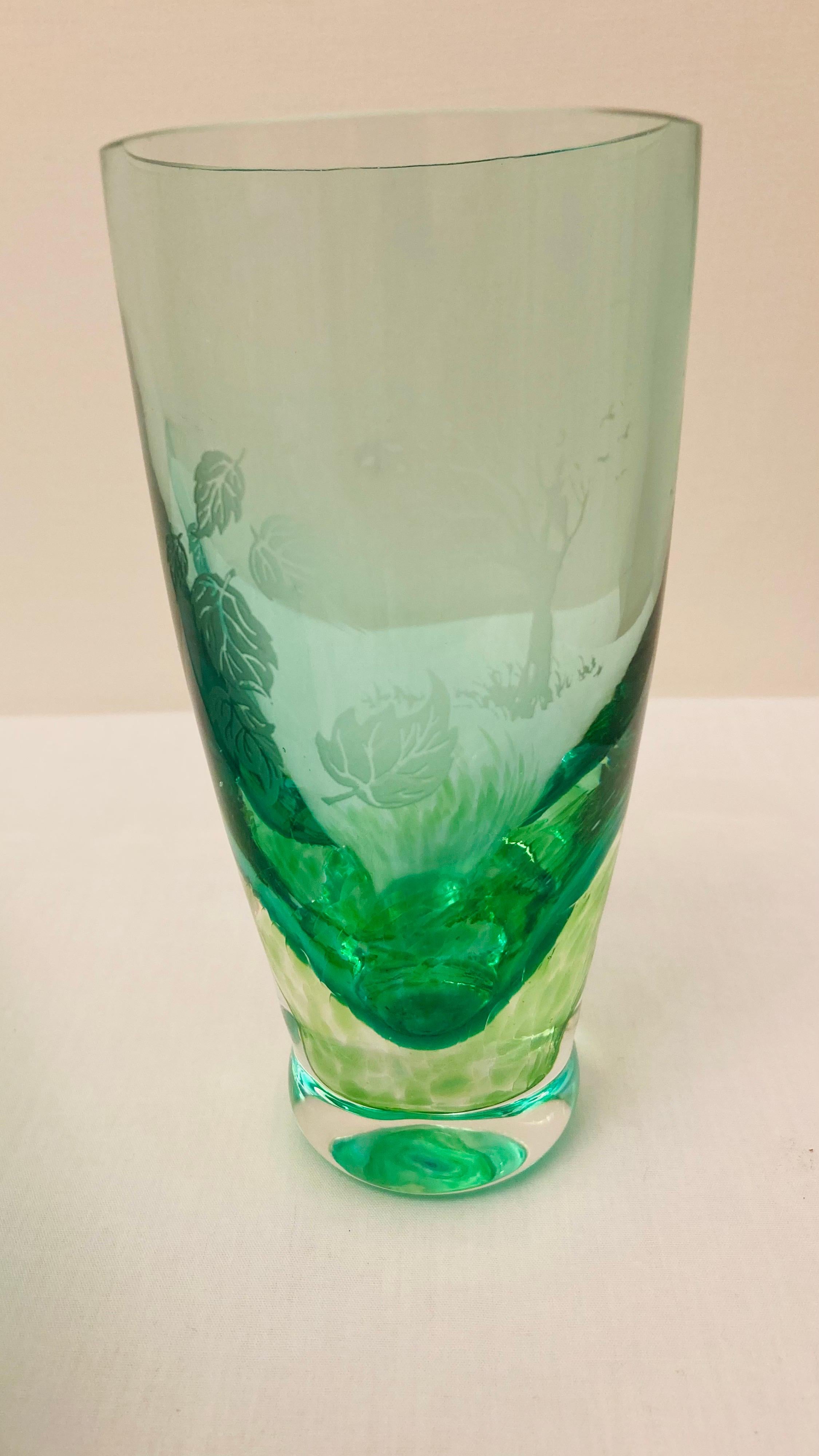 Vitange Caithness Glass Sommerso Engraved Bud Vases In Excellent Condition For Sale In Grantham, GB