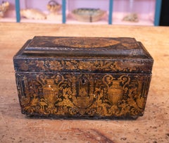 Caja inglesa de te de madera lacada con decoracion renancetista, S XIX.Inglesa