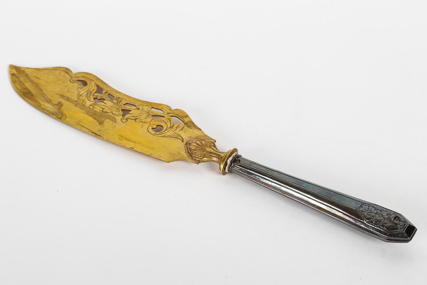 Vermeil Cake Server from the 19th Century, Napoleon III Period. For Sale
