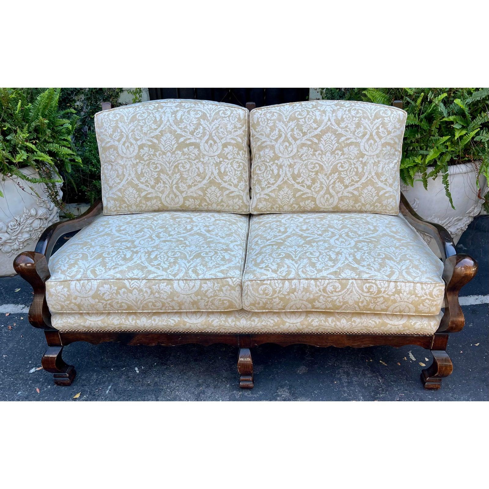 Cal-Mode Rustic Dark Oak French Country Down Filled Settee Sofa

Additional information:
Materials: Feather
Color: Beige
Brand: Cal-mode
Designer: Cal-Mode
Period: 1970’s
Styles: French Country, Italian, Rustic
Number of Seats: 2
Item Type: Vintage,