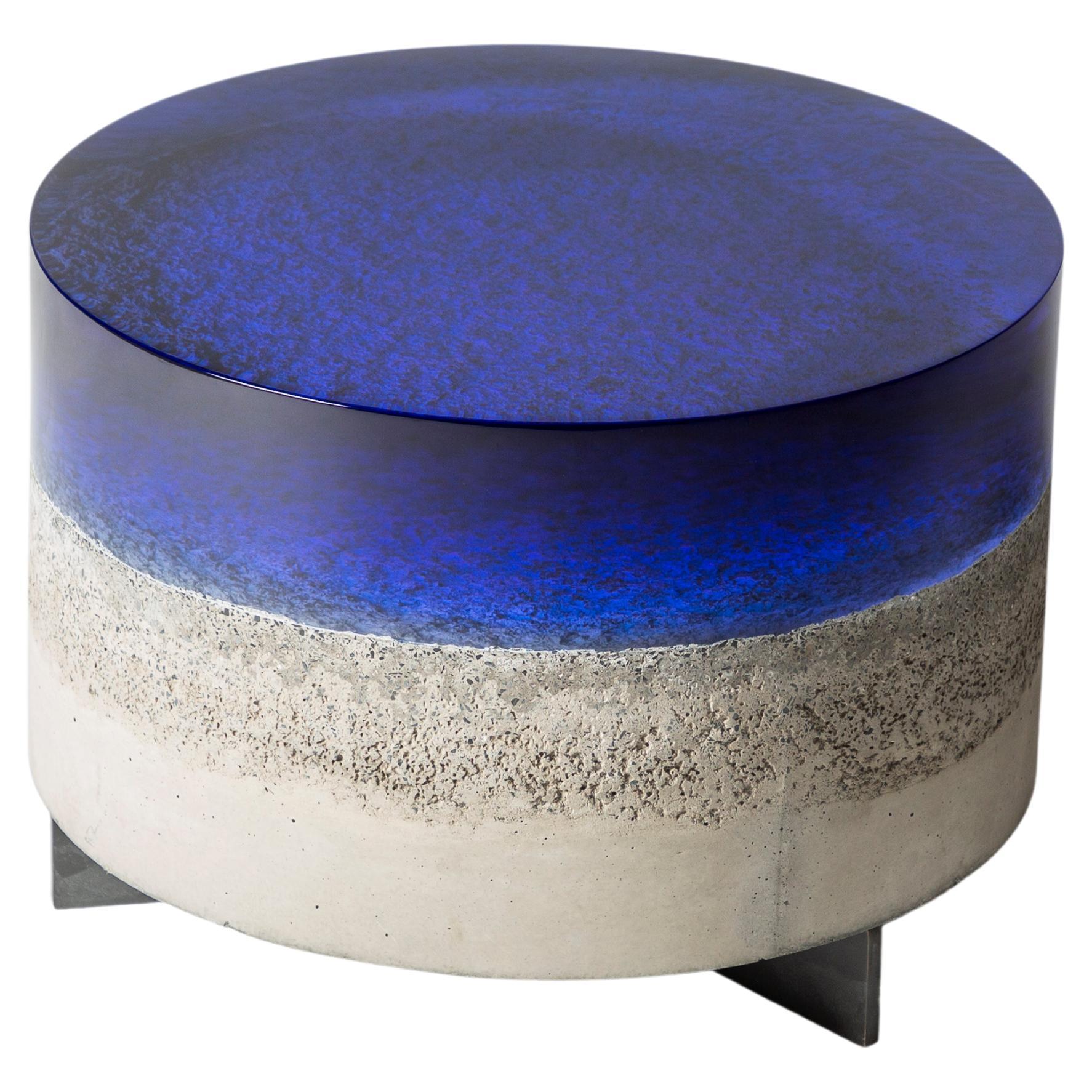 Cala, Big Coffee Table by Draga&Aurel Resin and Concrete, 21st Century For Sale