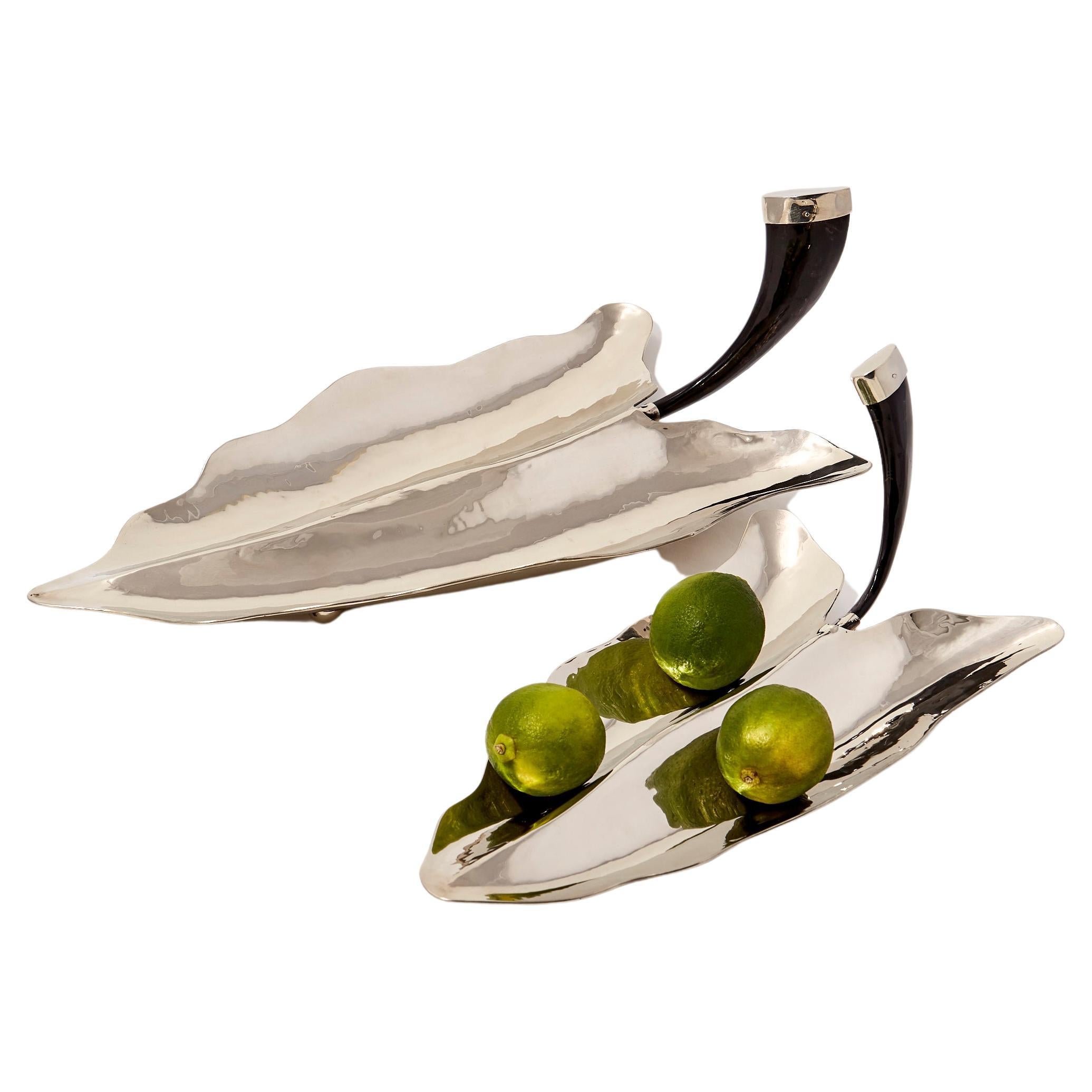 CALA Leaf Set, Small and Medium Tray, Horn & Alpaca Silver For Sale