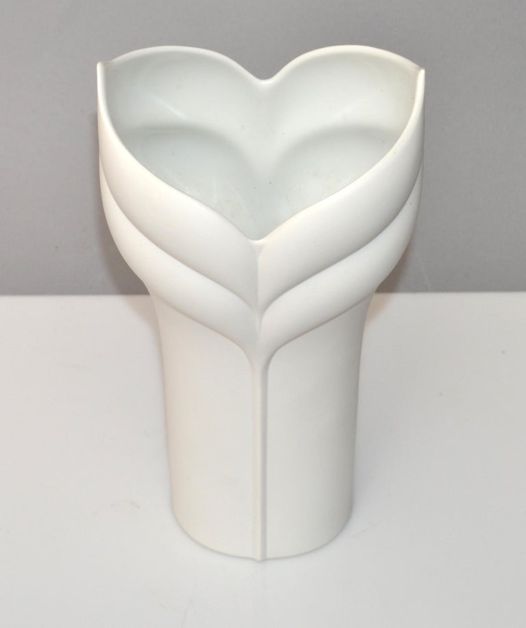 Glazed Cala Lily Rosenthal White Bisque Flower Vase Studio-Linie Germany by Uta Feyl For Sale