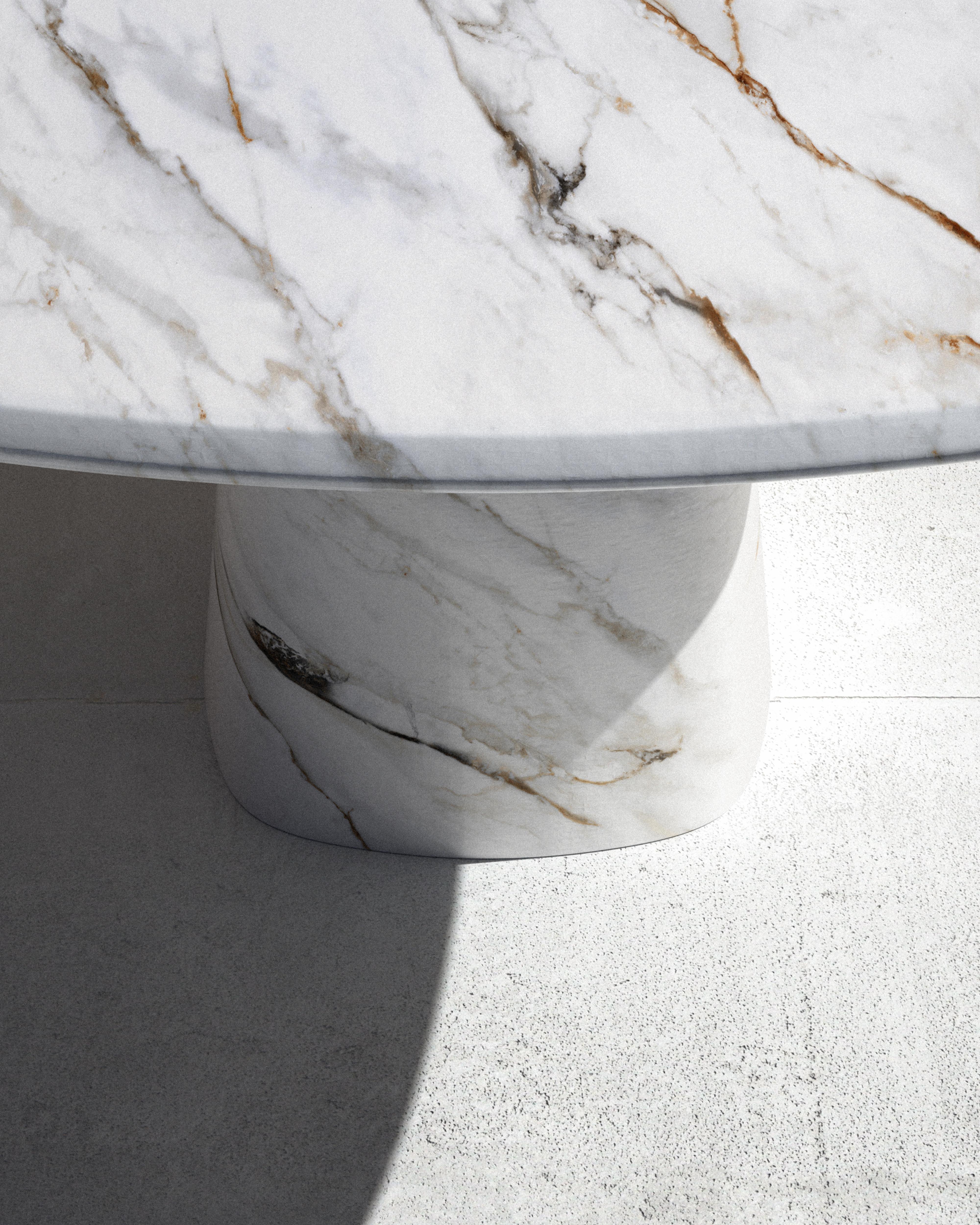 Moderne Table de salle à manger Calacatta Macchia Vecchia Wedge par Serafini en vente