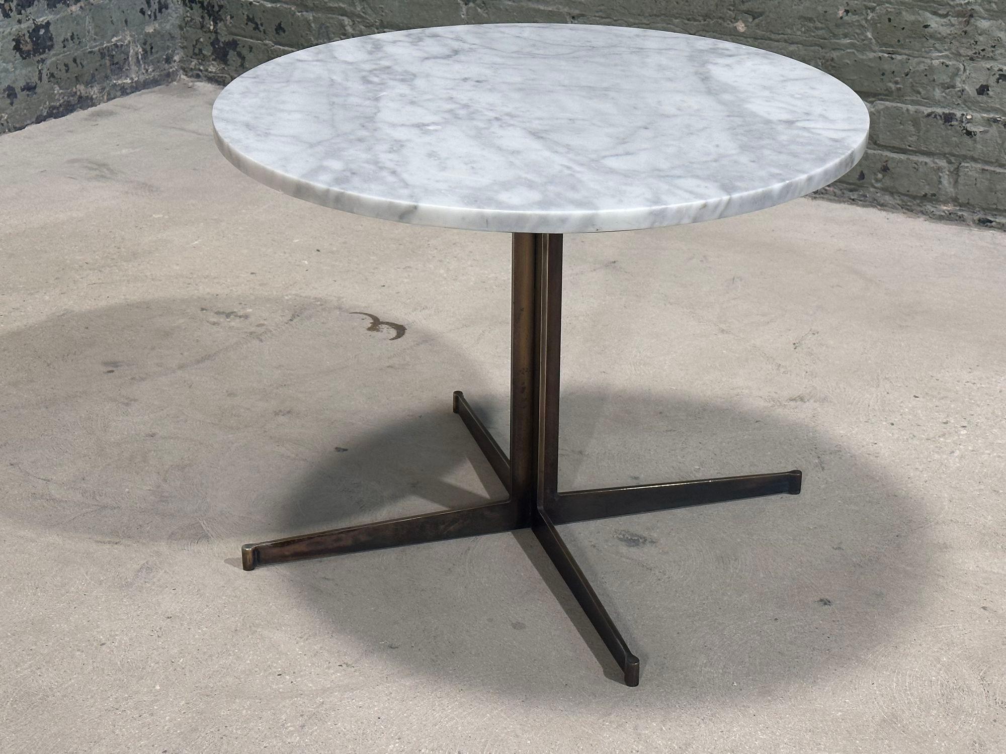 Late 20th Century Calacatta Marble and Solid Bronze Base Side/End Table, 1970 For Sale