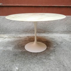 Calcutta Marble Dining Table, by Eero Saarinen for Knoll, 1973